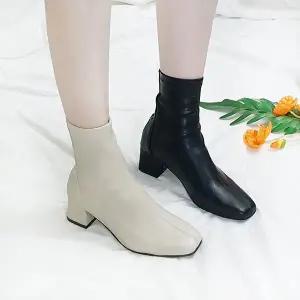 [디아]랑드 뒷지퍼 스퀘어 스티치 가죽스판 앵클부츠 5cm