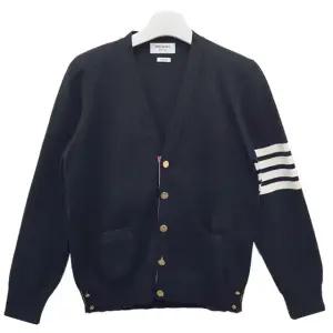 밀라노 스티치 사선 완장 4 바 가디건 네이비 (MKC171A 00219 415) [당일]