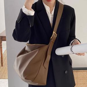 가죽 빅 크로스 백 태블릿 학생 큰 가방