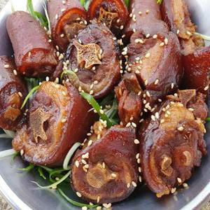 구이 돼지꼬리 족발 캠핑 300g 고기