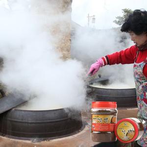 순창 옛날 전통 재래식 된장 1kg 조선 국산콩 할머니 시골 한식 집된장