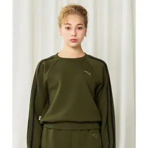 [디아도라] 크로스코트 레이스 라인 카키 맨투맨 120604191