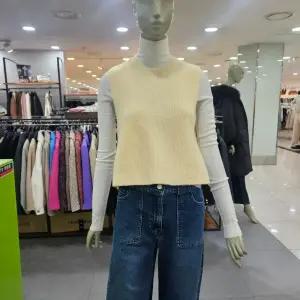 시슬리/애플아울렛/앙고라 블렌드 니트 베스트 SAKP03411