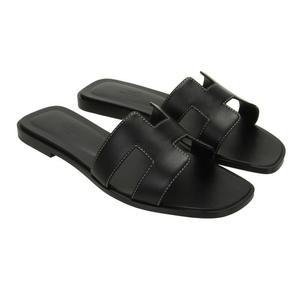 에르메스 오란 샌들 - 블랙 / H021056Z 01