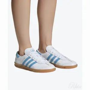[아디다스] 함부르크 화이트 스카이블루 스니커즈 151002430