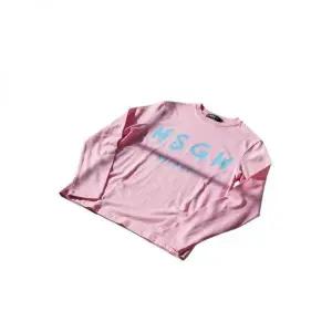 [MSGM]엠에스지엠 브러쉬드 로고 핑크 긴팔 티셔츠 151333405