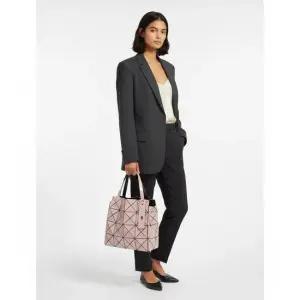 FW25 바오바오 캐럿 라지 토트백 BB58AG611 05