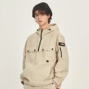 [내셔널지오그래픽](하남점)오리타 우븐 아웃포켓 트레이닝 후디 아노락 점퍼 N231UFT031