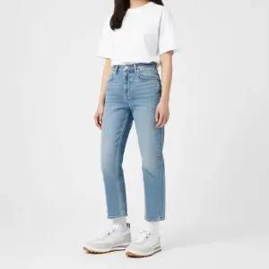 여성 테크 러너 나일론 스니커즈 FFD054A 06552 100 24S)