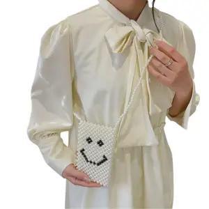 핫한 바캉스 패션 스마일 진주크로스백 나들이 보조가방 스트릿 핸드백