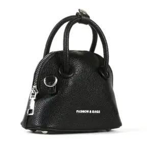 바디백 미니 핸드백 대학생 패션 토트백 크로스백 블랙 가방