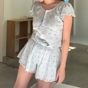 [디작소][sale] 작은 꽃 무늬 부드러운 잠옷 파자마 세트