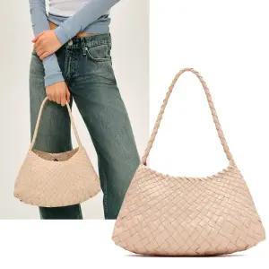 26SS 드래곤 디퓨전 로잔나 샌드/8943 SAND