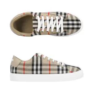 버버리 신발 8049777 A7026 체크 레더 여성스니커즈 당일발송