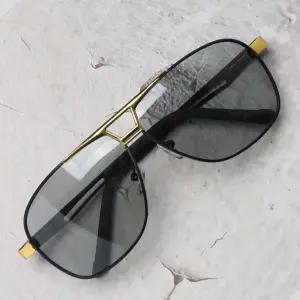 초경량 변색렌즈 남성 보잉 편광 선글라스 골드블랙/자외선/차단/운전/낚시/해변/스포츠/야외/눈보호/