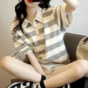 여성 귀여운 더블카라 굵은 스트라이프 반팔티셔츠