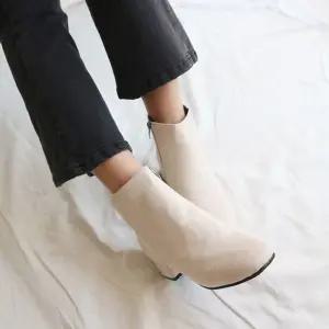 스퀘어 앵클부츠 겨울 여성 구두패션 코디 정장룩부츠 앵글힐 앵클부츠