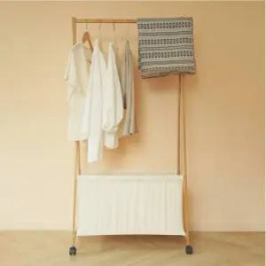자취방 원룸 옷정리 원목 이동식 행거 바퀴달린 스탠드 옷걸이 수납 바구니