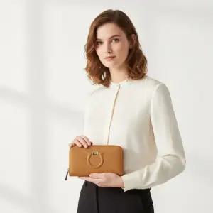 간치니 집 어라운드 장지갑 22 C843 LANGUR 0758850