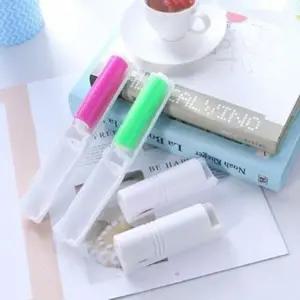 (색상 랜덤발송)미니 휴대용 카페트 니트 옷 먼지 보풀 제거기