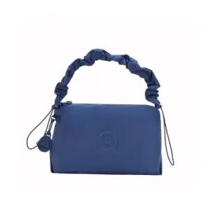 [매장정품] 키플링 크로스백 엘레니 M Casual Blue GZ KQABS36CBGZ