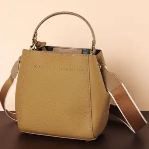 여성 핸드백 가죽 토트 크로스 가방 소 카멜