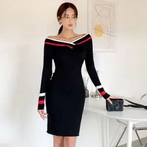 여성 원피스 스커트 미니 보트넥 가을겨울복 트렌디 아이템 힙업 HT4