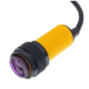 E18-D80NK 적외선 장애물 회피 센서 근접 스위치 3-80cm 감지 범위 조절 가능