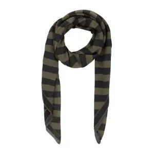 로고 레터링 스트라이프 스퀘어 스카프 FXS323 AUUCF0VAT