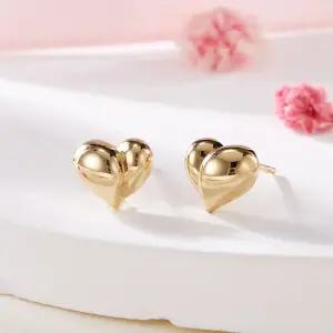 18K 물방울 볼륨 하트 침귀걸이 한쌍 MNE42438