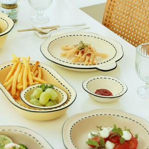 [어글리 도트 접시  6종] 자취생 집들이 디저트 식기 선물  신혼부부 집 홈카페 그릇