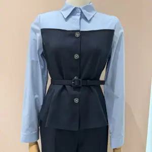 [롯데백화점]SOUP 배색 셔츠 벨티드 블라우스 SB3TSM6