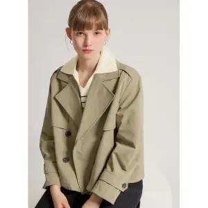 [롯데백화점]시스티나 숏 플랩 더블 트렌치 코트-AWWBYO11020