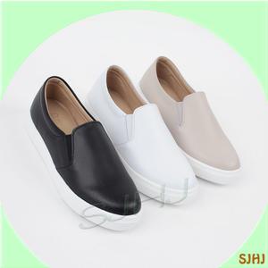 STYLEKEEP 스완 심플 디자인 가죽 여성 로퍼/블랙/화이트/베이지/이쁜/스타일리시 로퍼/슬립온/단화/구두 편안하게 차분한 슈즈/