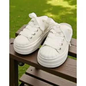 [갤러리아] [센터시티] 고세 경량 키높이 슈퍼스타 스니커즈 뮬 OZO5S026 화이트