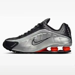 [나이키] 샥스 R4 남성 스니커즈 키높이 레트로 HQ1988-002 [AS 가능한 국내매장]