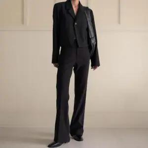 [신상오픈런]여성 겨울용 부츠컷 슬랙스 기모 스판 오피스 팬츠 (44092240)