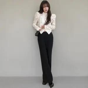 [신상오픈런]여성용 겨울 기모 부츠컷 와이드 팬츠 스판 밴딩 바지 (44092227)