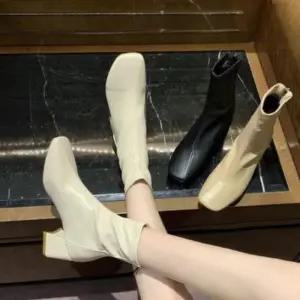 [신상오픈런]여성 스퀘어토 클래식 중간굽 앵클부츠 (44092219)