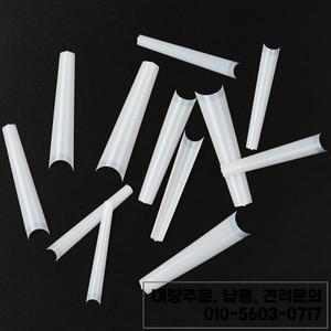 504pcs 여분의 긴 카우보이 플랫 자르기 전문 아크릴 네일 아트 팁 인공 프랑스어 하프 커버 패션 관 틀린