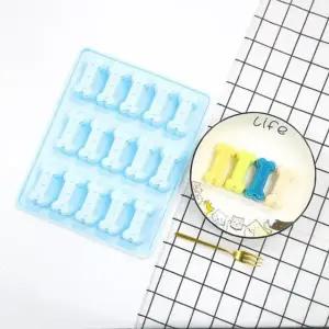 강아지 간식 만들기 실리콘 몰드 15구 반려견 반려모 쿠키만들기 베이킹몰드