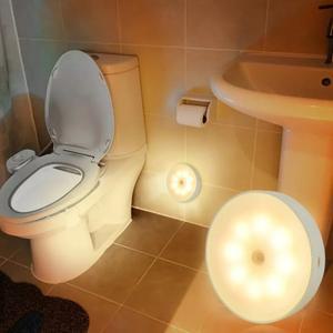 모션 센서가 장착된 스마트 LED 야간 조명 거실 복도 통로 화장실 가정용 조명용 USB 충전식 침대 옆 램프