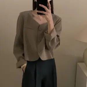 루타꽁몰 여성용 가을 빈티지 캐주얼 정장 재킷 슬림핏 넥 세련된 포켓 긴팔 솔리드 코트 HO3