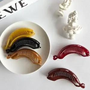 [신세계라이브쇼핑][옷자락] 여자 데일리 심플 아크릴 바나나 헤어 집게핀