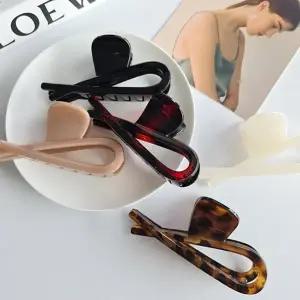 [다잇템] 여자 시즌리스 포인트 헤어 클래식 데일리 집게핀