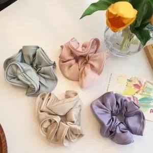 [다잇템] 여자 일상룩 실키 벌룬 스크런치 포인트 골져스 헤어슈슈