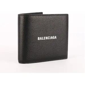 로고 페블 텍스처 반지갑 594549 1IZI31090