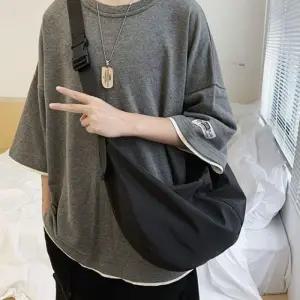 [옷자락]남자 여자 나들이 방수 크로스백 숄더 데일리 가방