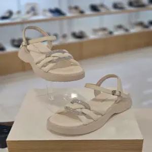 [미소페] by미소페 여성 캐주얼 통굽 샌들 112424028-2