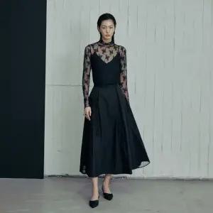 [르네크루]26SS 프릴 블록 스커트